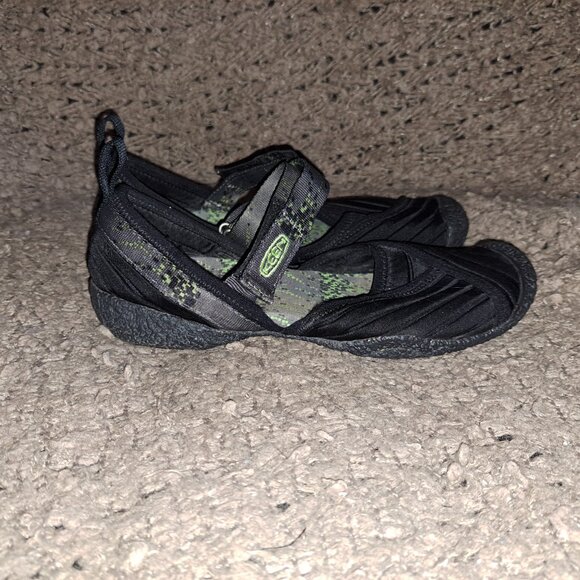 KEEN-Madrid-Mary Jane Sandals-Black/Pixel Design-Nylon-Sz 37/6.5-Near Mint - Picture 5 of 8